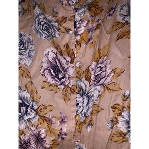 American Eagle Outfitters Tops - Tan floral camisole American Eagle Outfitters Tops - Tan floral camisole